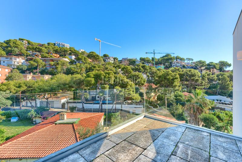 Foto 265c8b3d-7d94-4abd-861d-eec6927fb088. Chalet with fireplace heating parking pool in Bellamar Castelldefels