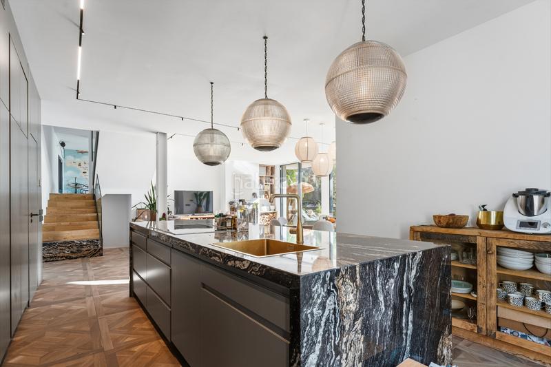 Foto 6ee2ba19-5e51-457c-aadb-198ceb786dfc. Chalet with fireplace heating parking pool in Bellamar Castelldefels