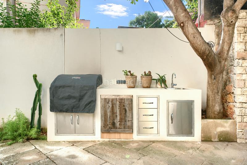 Foto 71769e85-1449-4bc5-8840-183a0de94248. Chalet with fireplace heating parking pool in Bellamar Castelldefels