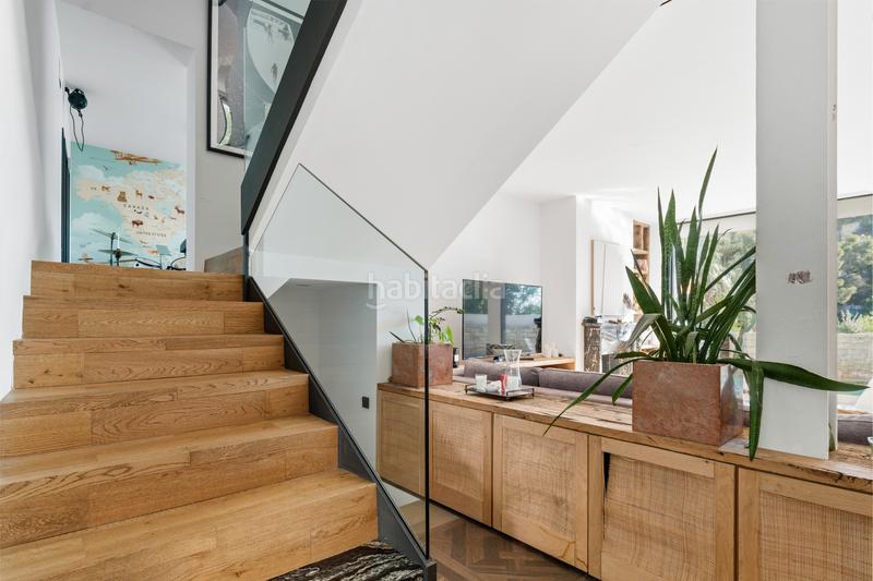 Foto aa60925b-ae4f-413f-b250-b88354fa8608. Chalet with fireplace heating parking pool in Bellamar Castelldefels