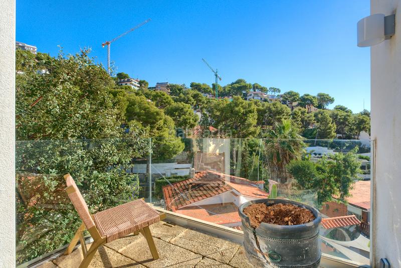 Foto aa72e366-0e87-40f0-bf3b-7fb6b4af9fd9. Chalet with fireplace heating parking pool in Bellamar Castelldefels