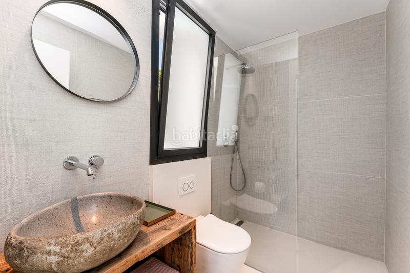 Foto c25886e2-88fe-4696-a281-6d7fd5ceb340. Chalet with fireplace heating parking pool in Bellamar Castelldefels