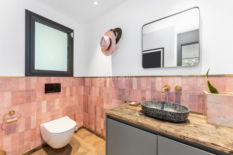 Foto d3d22c68-a52a-4b70-958d-4a4bd1471867. Chalet with fireplace heating parking pool in Bellamar Castelldefels