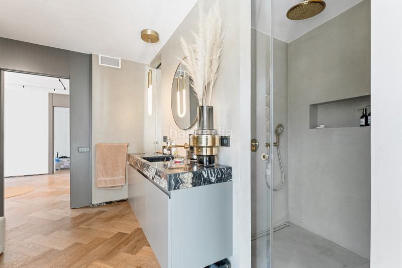 Foto f7d5320a-1bc7-46e2-9a93-cd5c820bd35d. Chalet with fireplace heating parking pool in Bellamar Castelldefels