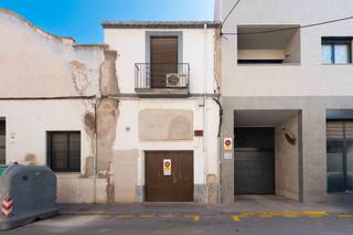 Casa  Carrer de sant pere. Chalet adosado en venta en calle sant pere