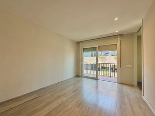 Appartement  Carrer de la lluna. Piso en el centro de vilafranca