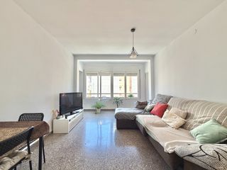 Flat  Carrer de montblanc. Luminoso piso en el corazón de poble nou, vilafranca del penedès