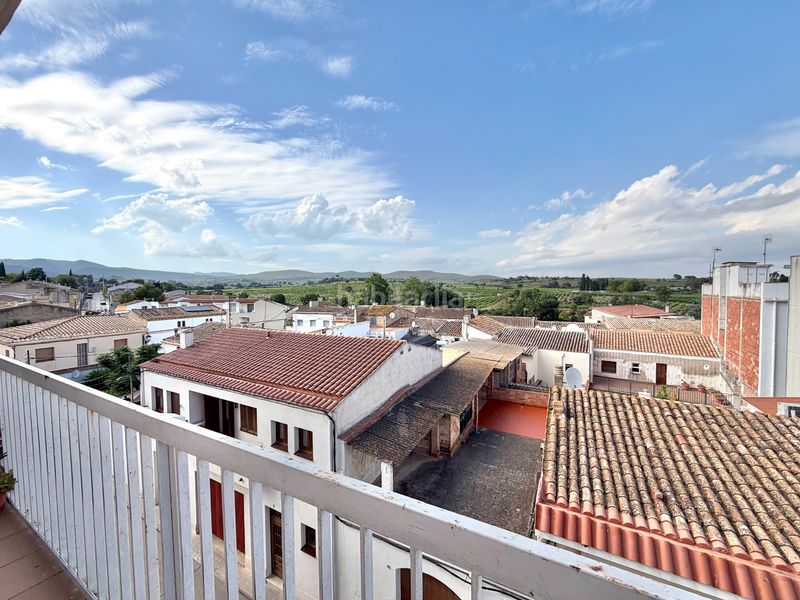 Foto a953f300-c6b0-4f0e-9ec0-43c7cb77bdad. Pis a Castellví de la Marca