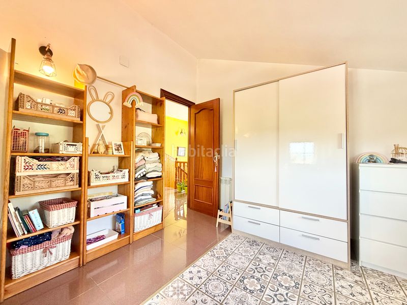 Foto 2e68ba29-7353-4d88-b38c-cbd62be048ca. Casa amb xemeneia calefacció aparcament piscina a Canyelles