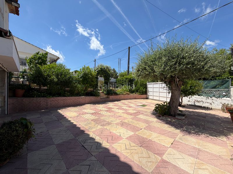 Foto ba67d0c0-fa67-4c71-bc99-c085e49fb121. Casa amb xemeneia calefacció aparcament piscina a Canyelles