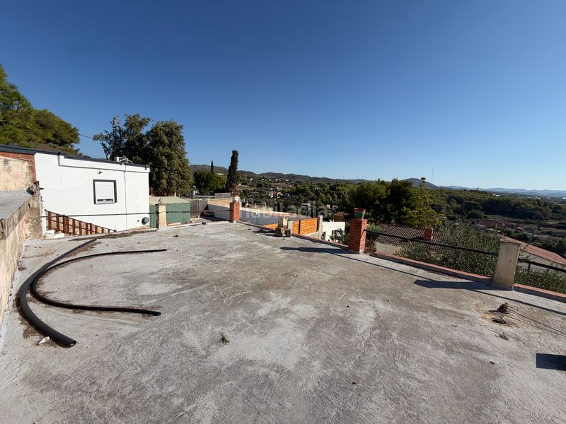 Foto f9d8bc1d-d345-47a2-b580-cfea93cbb8ea. Masia amb piscina a Nord Vilanova i la Geltrú