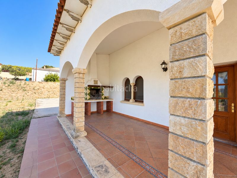 Foto 3a4d9feb-7f5e-45e3-9e15-d85e542bf8d7. Casa amb aparcament a Castellví de la Marca