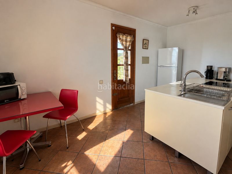 Foto 8352a239-f83c-439a-baf2-dfea6955d5d9. Casa amb aparcament a Castellví de la Marca