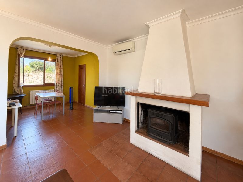 Foto b7bfbc6e-ef23-42ef-afd4-392188cbb7e4. Casa amb aparcament a Castellví de la Marca