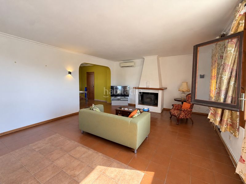 Foto dbbad0cd-ad1c-4d30-8e25-a803c61b8914. Casa amb aparcament a Castellví de la Marca