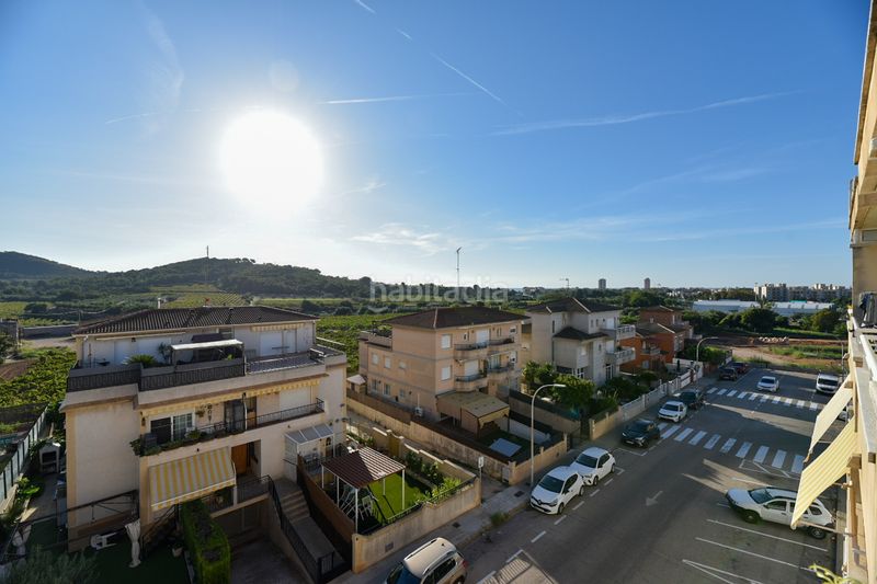 Foto c7ef6901-5f63-4314-94a3-ebbc3bf9db14. Attico con parcheggio in Calafell poble Calafell