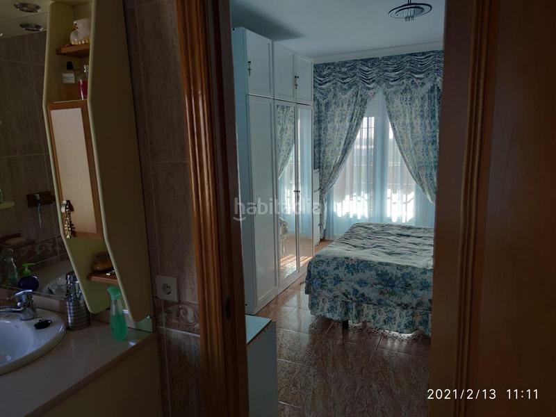 Foto f430b899-722c-48b3-8246-7e52ad0fbeae. Casa amb aparcament a Malpartida de Plasencia