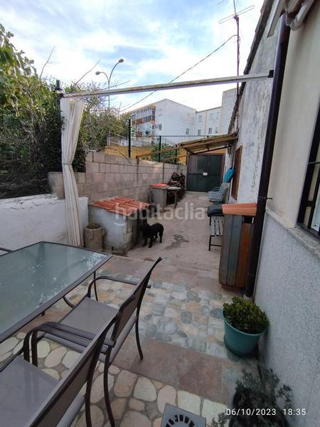 Foto def22f7e-2ee9-4744-9f9c-8ad1e4a08faa. Casa  con patio y terraza en Zona Sur - Av. De España - San Miguel Plasencia