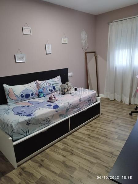 Foto df863312-6624-4bf9-a691-098290c256a6. Casa  con patio y terraza en Zona Sur - Av. De España - San Miguel Plasencia