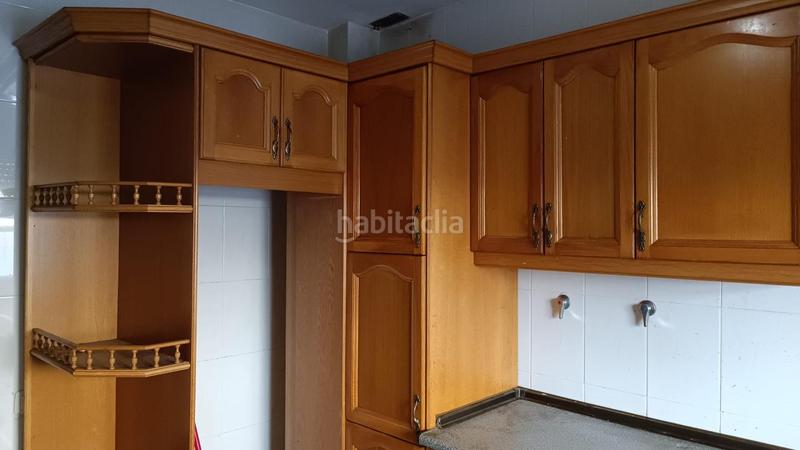 Foto c85335c9-bba1-49f4-ace3-6fb5934859f8. Casa chalet haciendo de esquina en Miralvalle - Av. Virgen del Puerto - La Data Plasencia