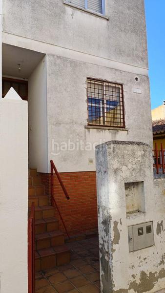 Foto e8ac7c37-707e-4722-8b39-fd8bf469ad3b. Casa chalet haciendo de esquina en Miralvalle - Av. Virgen del Puerto - La Data Plasencia