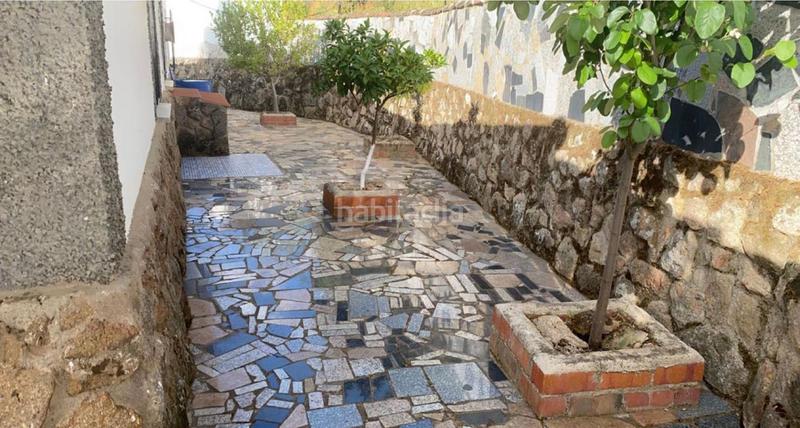 Foto 1e36cfe8-4e95-4da4-85f2-ad5c962e697e. Casa con parcheggio piscina in Miralvalle - Av. Virgen del Puerto - La Data Plasencia