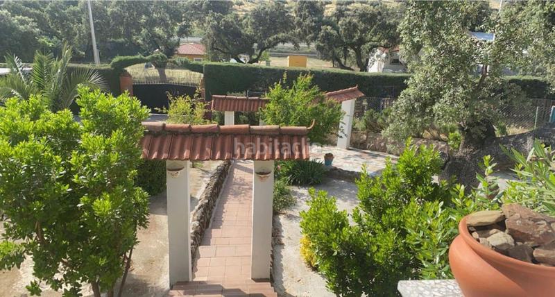 Foto 9c436673-e246-4769-be00-c479749c7caf. Casa con parcheggio piscina in Miralvalle - Av. Virgen del Puerto - La Data Plasencia