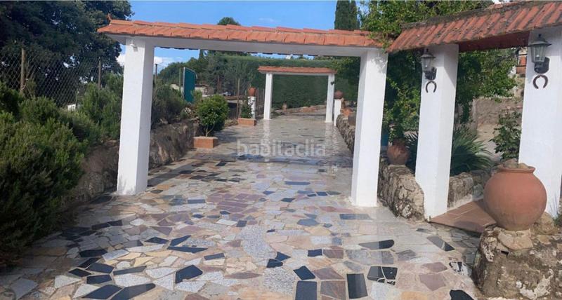 Foto b42ff450-57fb-4cd6-a00f-811efddfa6ca. Casa con parcheggio piscina in Miralvalle - Av. Virgen del Puerto - La Data Plasencia