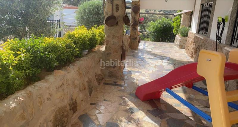 Foto cf0fd36f-5527-4652-88cc-031cb5851bbb. Casa con parcheggio piscina in Miralvalle - Av. Virgen del Puerto - La Data Plasencia