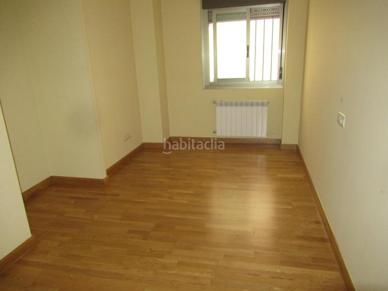Foto 9105f748-de2b-4bc2-92f7-8cbd4982e9f8. Planta baja en Centro Ciudad Plasencia