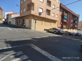 Business premise in Miralvalle - Av. Virgen del Puerto - La Data