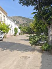 Masia a Serradilla. Encantadora casa en venta cerca de la plaza de serradilla!