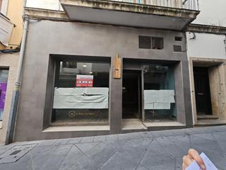 Local commercial  Trujillo. Local precio negociable
