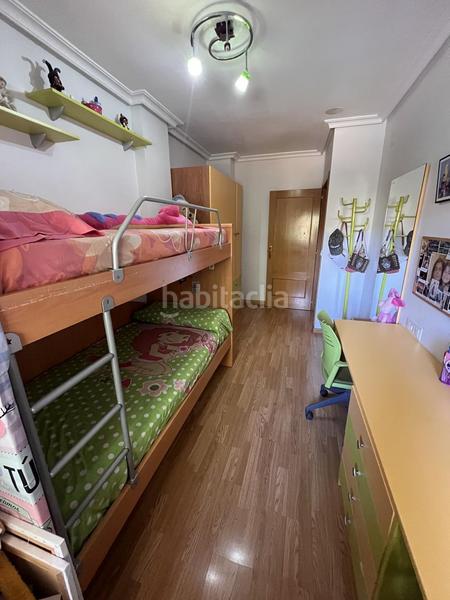 Foto db4ad1d4-d3aa-4ca1-9702-a4d23df0a6f0. Zweistöckige wohnung mit parking in Los Pinos - El Pilar Plasencia