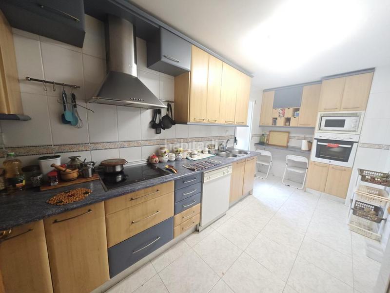 Foto 22b8d8e5-d14e-4077-8aa8-86609492be25. Pis amb aparcament a Centro Ciudad Plasencia