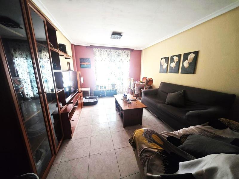 Foto e6752f62-5c82-4b8d-ab9e-ce99a9dcfed9. Pis amb aparcament a Centro Ciudad Plasencia