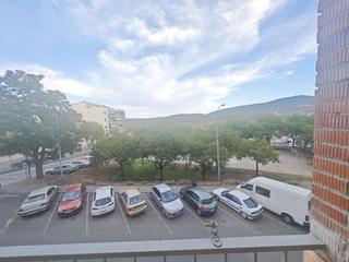 Appartement  Cayetano garcía martín. Piso en miralvalle con 4 dormitorios  2 baños y garaje