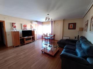 Appartement à Los Pinos - El Pilar. Piso en venta en plasencia, zona de gran demanda en la avda extr