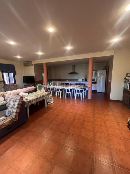 Foto 52b20365-88ed-4d12-8137-51457ff0a063. Casa chalet a pocos minutos en Zona Sur - Av. De España - San Miguel Plasencia