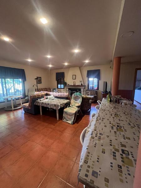 Foto 843aeb82-c58c-4c62-ab0d-c64a129f2ed1. Casa chalet a pocos minutos en Zona Sur - Av. De España - San Miguel Plasencia