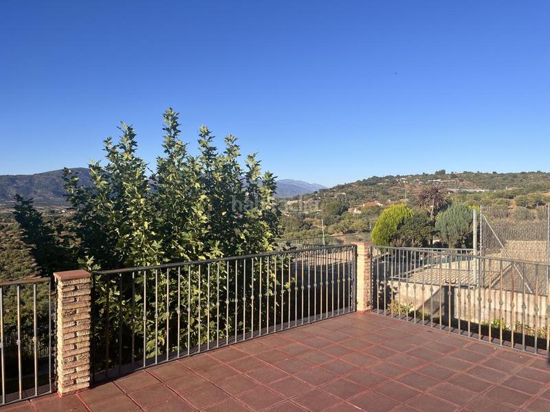 Foto ca74fb4b-0f78-4254-b30b-8e228719d9d8. Casa chalet a pocos minutos en Zona Sur - Av. De España - San Miguel Plasencia