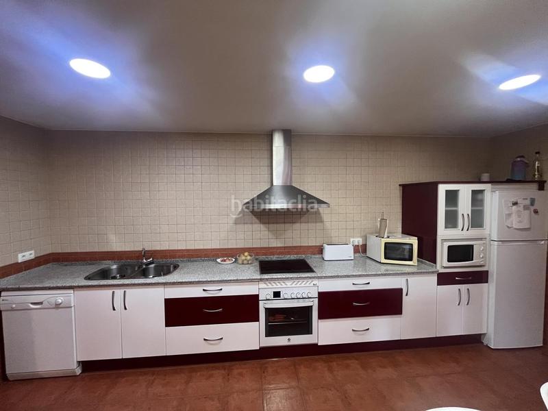 Foto f382fc83-b5fb-45da-a559-bf2ecba48ca9. Casa chalet a pocos minutos en Zona Sur - Av. De España - San Miguel Plasencia