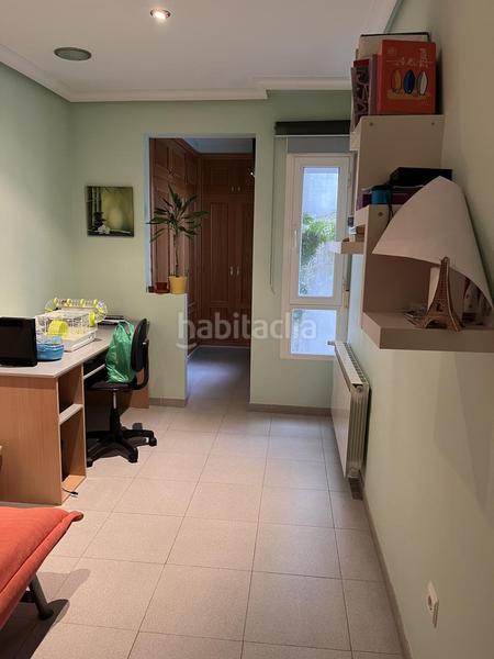 Foto 2d3d9eda-eeab-45c5-ade3-2c0b9e3f13dd. Casa amb aparcament a Centro Ciudad Plasencia