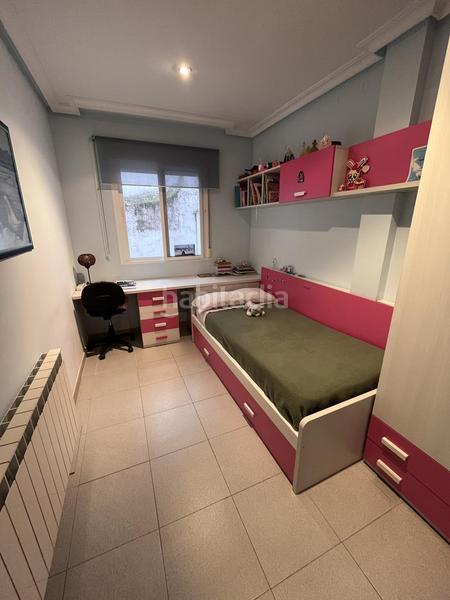 Foto b954955d-70df-49da-afdb-49ba2b5bac16. Casa amb aparcament a Centro Ciudad Plasencia