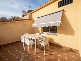 Appartamento  Santa maría. Pisazo cerca del centro con terraza y ascensor