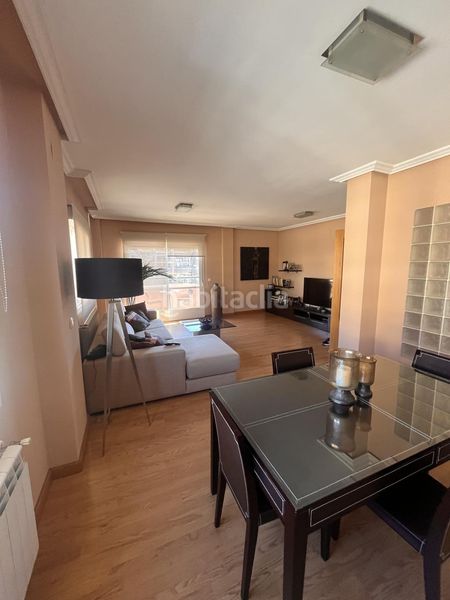 Foto 0084ed0f-436e-4f77-8ab8-2f2c68fbd3c0. Flat with parking in Los Pinos - El Pilar Plasencia