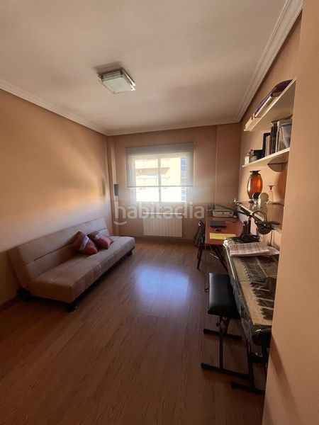Foto b2d5c82c-af6a-4f08-8f0a-7b3376fd159c. Flat with parking in Los Pinos - El Pilar Plasencia