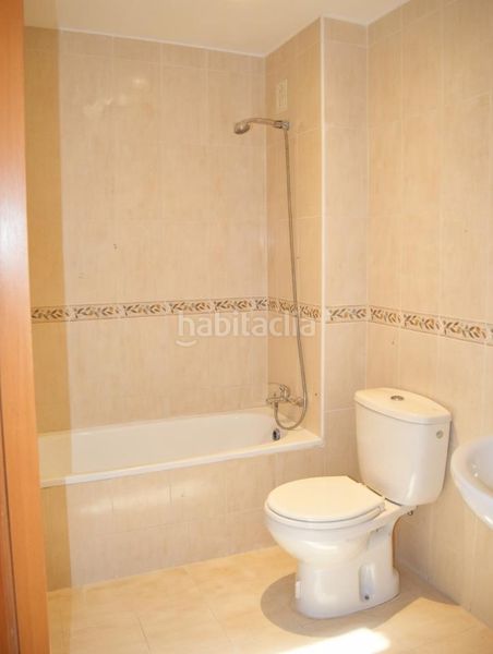 Foto cd5f3798-f526-438b-90e3-adc82d83c234. Pis amb aparcament a Zona Norte - Hospital - Urbanizaciones Plasencia