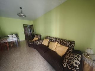 Miete Etagenwohnung in Miralvalle - Av. Virgen del Puerto - La Data. Piso con ascensor para dos  estudiantes