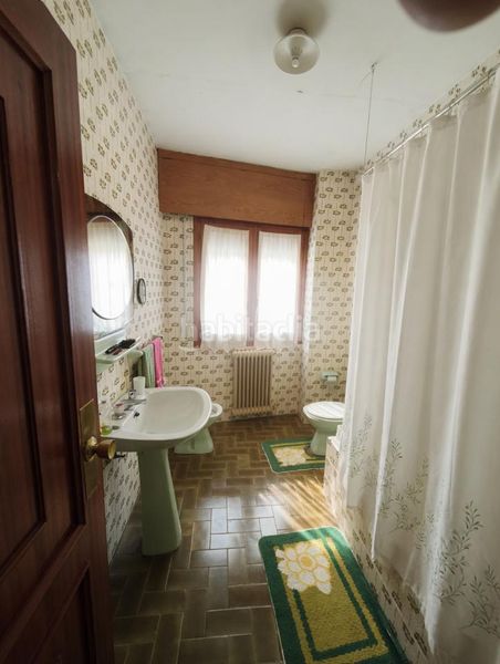 Foto 9f82be02-7bfc-4a38-b45a-43a60096fcb2. Casa amb aparcament a Piornal